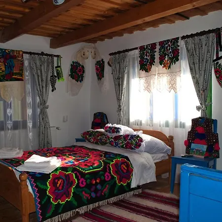 La Rodica In Vale Landsted Ocna Şugatag